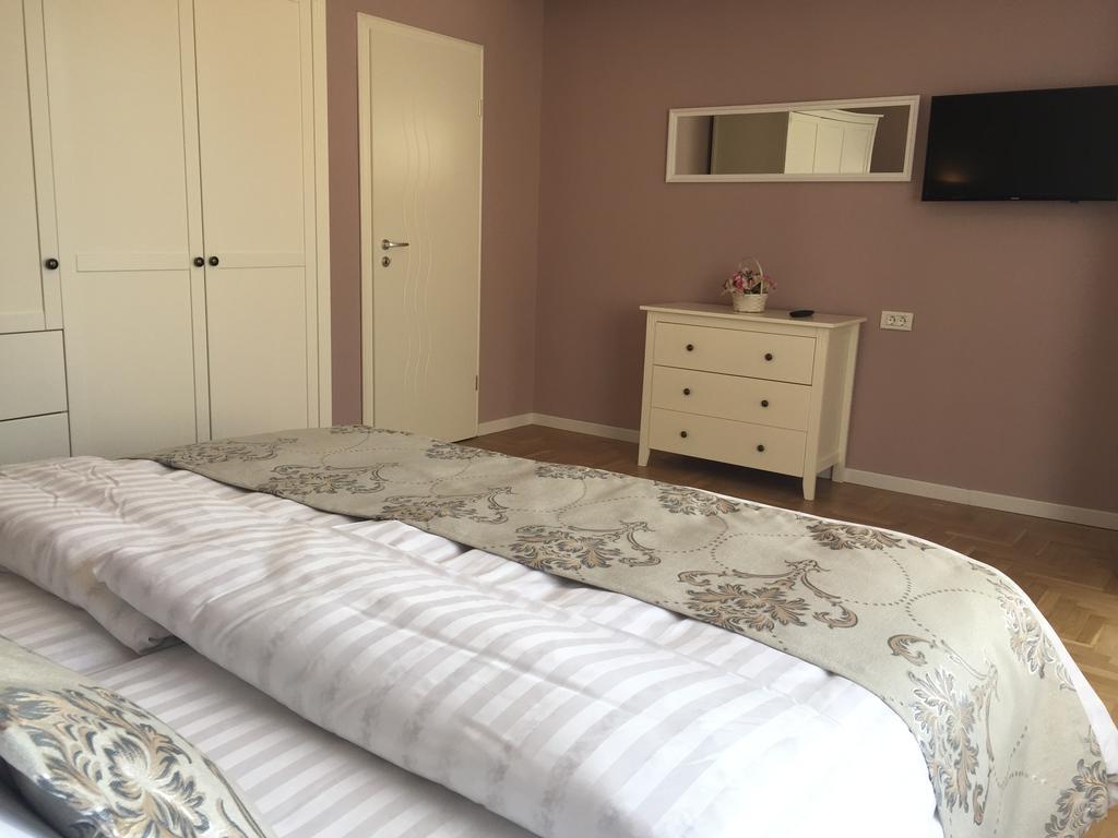 Kiem Premium Apartments Braşov Esterno foto