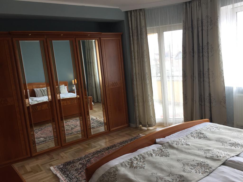 Kiem Premium Apartments Braşov Esterno foto