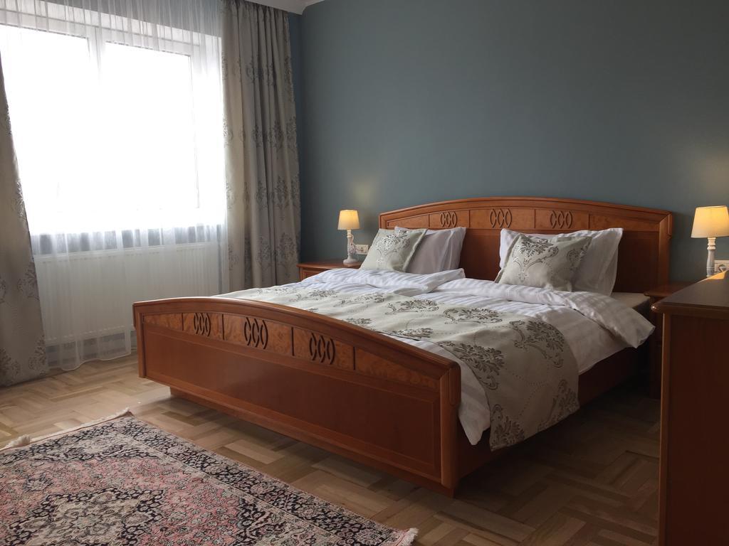 Kiem Premium Apartments Braşov Esterno foto