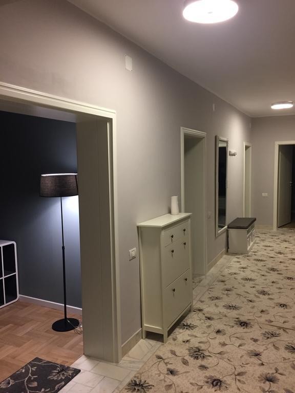 Kiem Premium Apartments Braşov Esterno foto