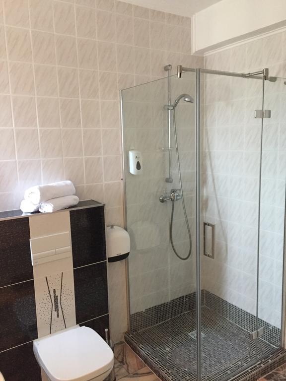Kiem Premium Apartments Braşov Esterno foto